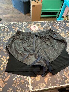 IVY PARK Black Layered Athletic Shorts with Drawcord Waist